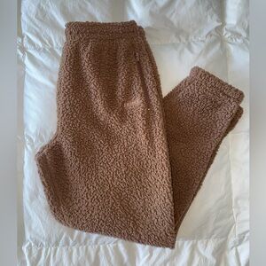Skims Teddy Sherpa Fleece Jogger Sweatpants